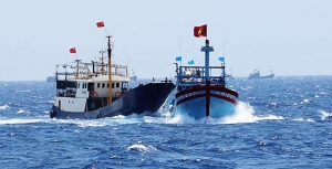 Vụ tàu cá bị chìm trong vùng biển Hoàng Sa, Việt Nam và Trung Quốc lên tiếng