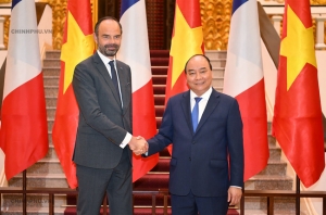 Quan hệ Pháp-Việt phát triển dưới khí cạnh kinh tế và giáo dục