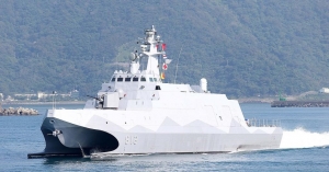 Đài Loan lại tung tiêm kích và chiến hạm theo dõi tàu Trung Quốc