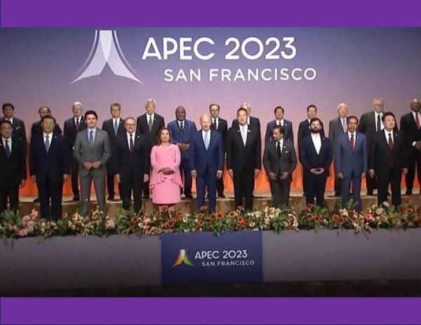 Thượng đỉnh APEC : Châu Á - Thái Bình Dương ngả vào tay ai ?