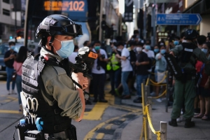 Điểm báo Pháp – Hồng Kông và bạo lực từ lục địa