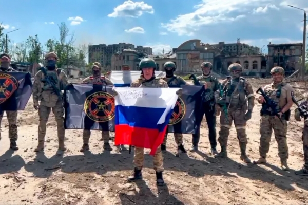Điểm báo Pháp - Ukraine gần G7 và xa Bakhmut