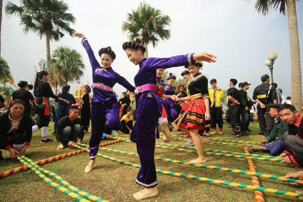 Văn hóa &quot;Quần Què&quot;