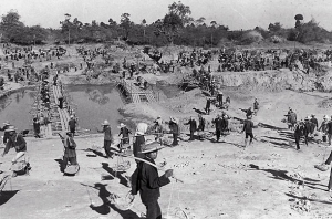 Khui lại vụ Việt Nam đuổi quân Khmer Đỏ và ở lại Campuchia để làm gì ?