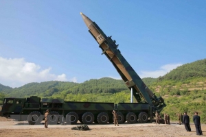 Thử phản ứng Mỹ, Bắc Triều Tiên chuẩn bị phóng một tên lửa