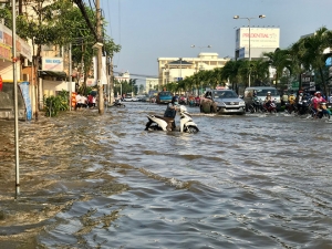 Việt Nam bị đe dọa ngập nước mặn nhưng là đất nước dễ làm giàu
