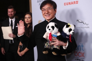 Jackie Chan : nạn nhân hay tác nhân của tranh chấp chủ quyền Biển Đông ?
