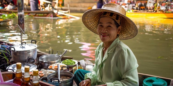 Tại sao đạo lý suy sụp ?