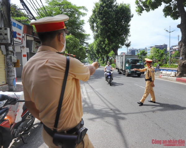 Chấn hưng văn hóa hay mở cửa cho tham nũng văn hóa ?